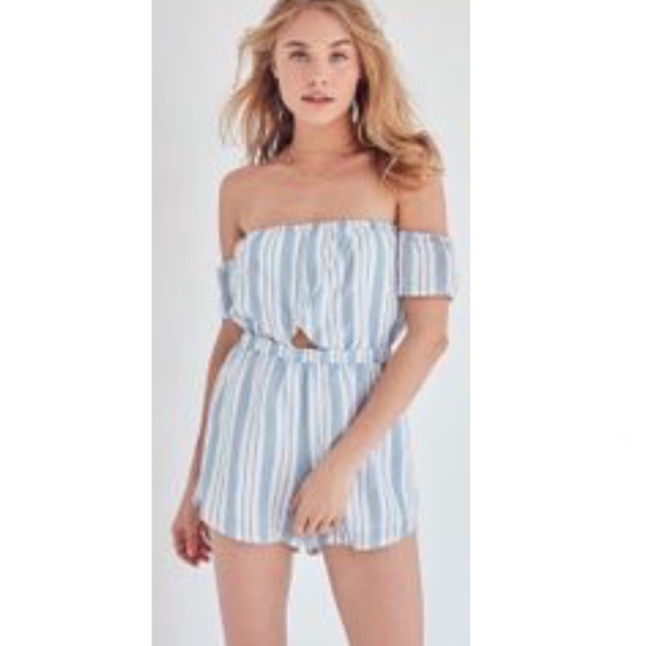 Urban Outfitters Other - Urban Outfitters / Kimchi Blue Blue White Romper L